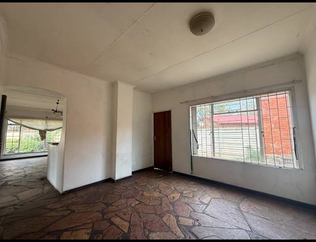 4 BEDROOM HOUSE FOR SALE IN VANDERBIJLPARK CW 2